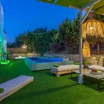 Villa White House *